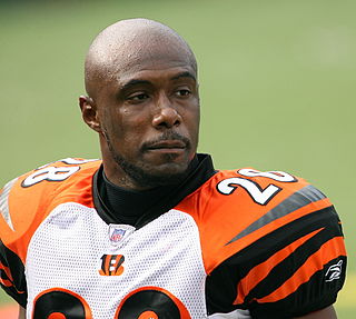 <span class="mw-page-title-main">Dexter Jackson (safety)</span> American football player (born 1977)