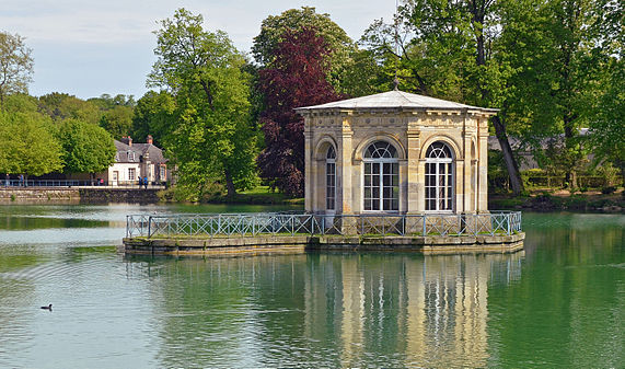 Kiosque de l'Étang des Carpes, Fontainebleau.