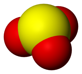 <span class="mw-page-title-main">Sulfite</span> Oxyanion with a central atom of sulfur surrounded by 3 oxygen atoms