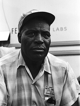 <span class="mw-page-title-main">Howlin' Wolf</span> American blues musician (1910–1976)