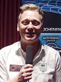 Knossalla als Moderator im Montesino Card Casino in Wien (2012)