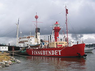 <span class="mw-page-title-main">Lightship</span> Ship that acts as a lighthouse