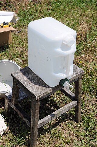 <span class="mw-page-title-main">Water canister</span>