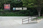 Thumbnail for File:Fordham Rd Southern Bl td (2018-09-29) 03 - Bronx Zoo.jpg