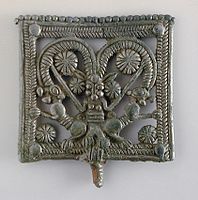 Cast Luristan bronze openwork pinhead, Iran, circa 1000–650 BC