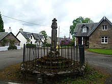 The mercat cross, Meikleour - geograph.org.uk - 3531798.jpg