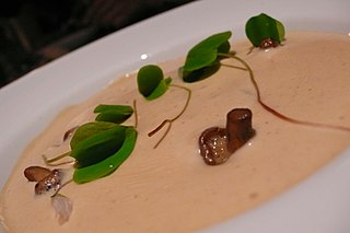 <span class="mw-page-title-main">Velouté sauce</span> Classic French sauce