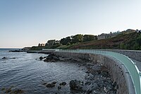 Rocky shoreline in Newport