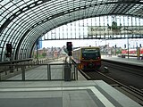S7 leaving Berlin Hauptbahnhof en route for Ahrensfelde