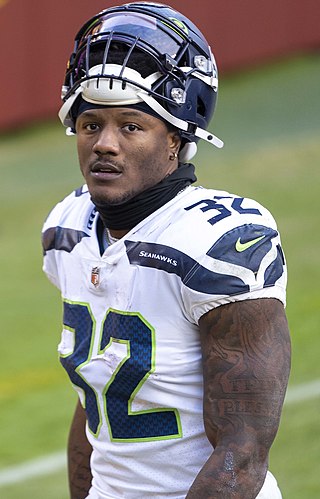 <span class="mw-page-title-main">Chris Carson</span> American football player (born 1994)