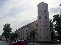 Kirche von Nordwesten gesehen