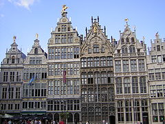 Edificis de l' Grote Markt de Anvers.