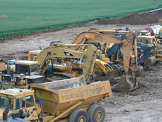 <span class="mw-page-title-main">Heavy equipment</span> Vehicles designed for executing construction tasks