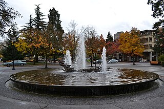 <i>Untitled</i> (Hardy) Fountain and sculpture by Tom Hardy in Eugene, Oregon, U.S.