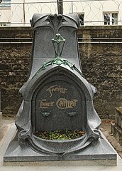Decorative stylised lettering – Grave of the Caillat Family in Père Lachaise Cemetery, Paris, by Guimard (1899)[169]