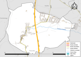 Carte en couleur présentant le réseau hydrographique de la commune