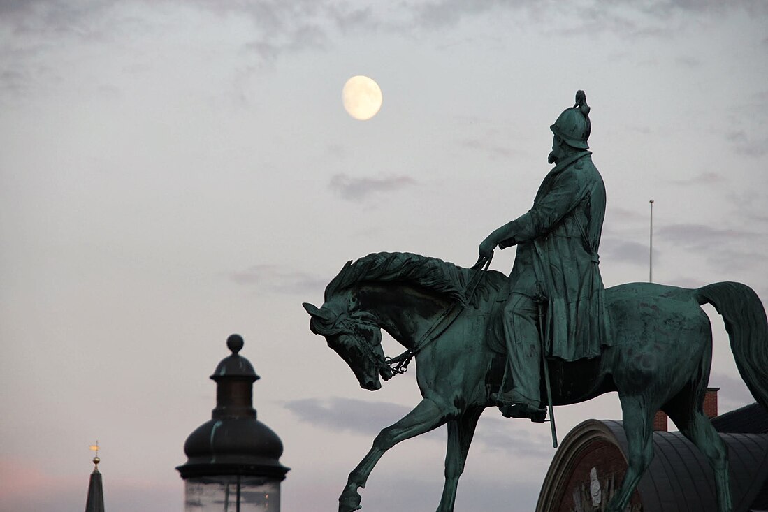 King Frederick VII statue outside the Danish parliament