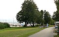 Uferpromenade mit Steganlagen