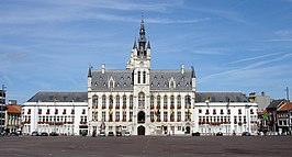 Grote Markt, met stadhuis