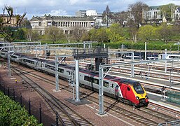 An eastbound train enters Waverley station