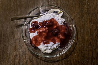 <span class="mw-page-title-main">Risalamande</span> Danish dessert served during Christmas