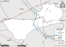 Carte en couleur présentant le réseau hydrographique de la commune