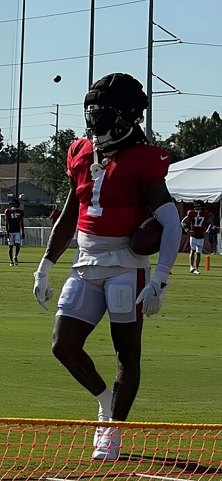 <span class="mw-page-title-main">Rachaad White</span> American football player (born 1999)