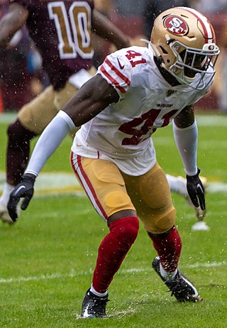 <span class="mw-page-title-main">Emmanuel Moseley</span> American football player (born 1996)