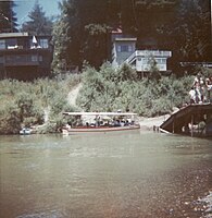 Rio Nido beach, 1963. It has since been abandoned and the bridge dismantled. The path that led to the bridge is now virtually impassable.