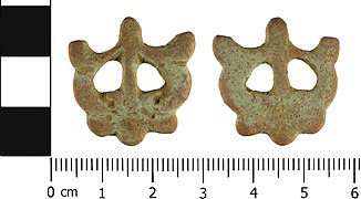 WMID-E49DC3, Late Early Medieval, Winchester type strap end (FindID 531391).jpg