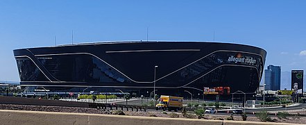 Las Vegas Raidersin käyttämä Allegiant Stadium.