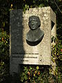 buste voor Jan Brugge geboren op 19 februari 1918