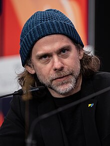 Bryce Dessner-68924 (cropped).jpg