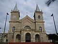 The seat of the Archdiocese of Juiz de Fora is Catedral Metropolitana Santo Antônio.