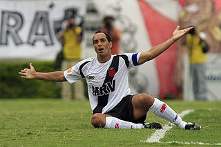 <span class="mw-page-title-main">Edmundo (footballer)</span> Brazilian footballer (born 1971)