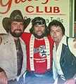 Johnny Paycheck midden, op 1 maart 1978 geboren op 31 mei 1938