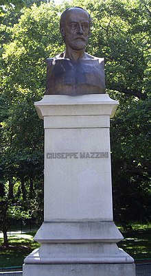 Mazzini-statue.jpg