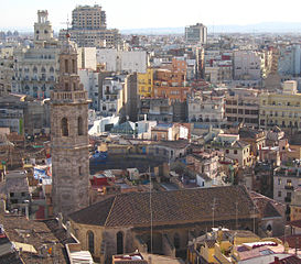 Vista de la iglesia de Santa Catalina (Valencia) desde el Micalet