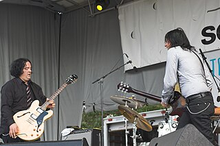 <span class="mw-page-title-main">The Posies</span> American band