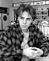 Jonathan Brandis op 3 december 1993 geboren op 13 april 1976