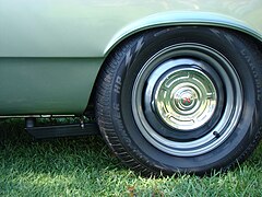 "Dog dish" cap on a painted steel wheel