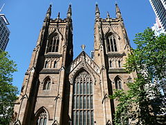 Katedral St Andrew, sebelah barat