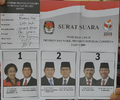 Image 39Indonesian 2009 election ballot. Since 2004, Indonesians are able to vote their president directly. (from History of Indonesia)