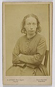 Portrait de Louise Michel (1830-1905), pendant la Commune de Paris 1871. PH15065(2).jpg