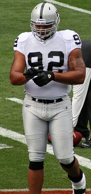 <span class="mw-page-title-main">Richard Seymour</span> American poker player and football player (born 1979)