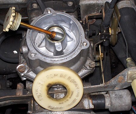 Non-UK German Pierburg (Stromberg) carburettor dashpot Strombergcarb2.jpg