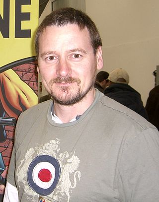 <span class="mw-page-title-main">Mike McKone</span> British comic book artist