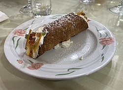 Cannoli - Pizzeria Bella Italia (Crepieux-la-Pape) fevrier 2022 (4).jpg