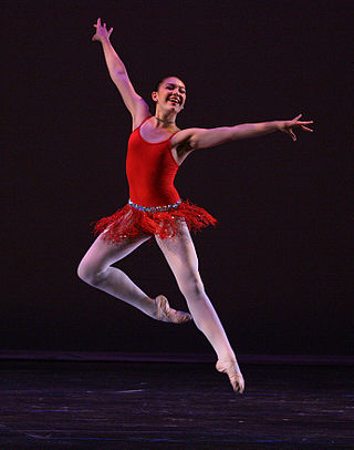 <span class="mw-page-title-main">Contemporary ballet</span> Dance genre combining classical ballet and modern dance