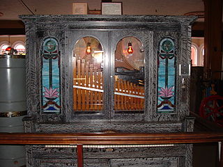 <span class="mw-page-title-main">Orchestrion</span> Generic name for a machine that plays music and is designed to sound like an orchestra or band